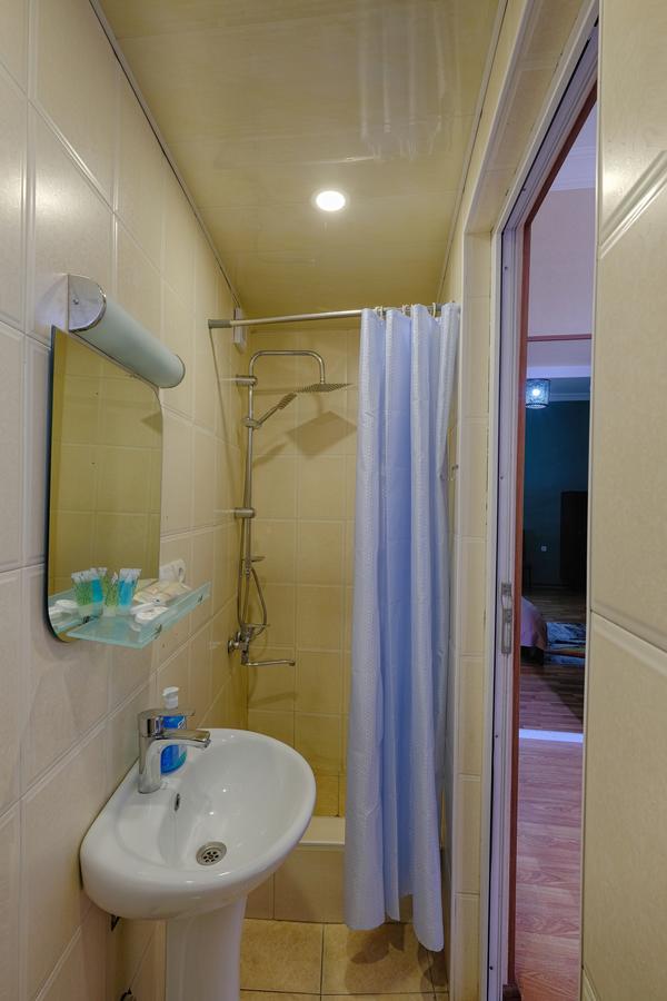 Euphoria Inn Tbilisi Quarto foto